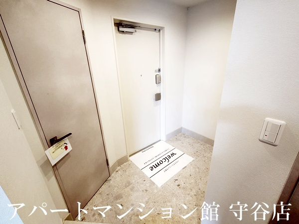 プライム フォレスト 百合ヶ丘の玄関