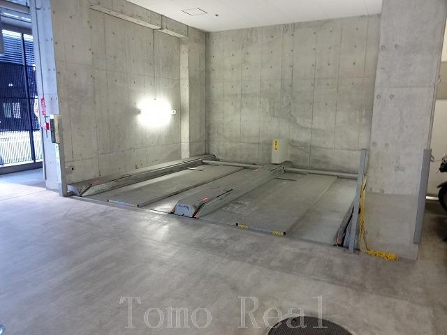 パークアクシス溜池山王の駐車場