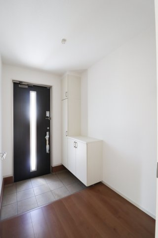 日野西大道町　２号地の玄関