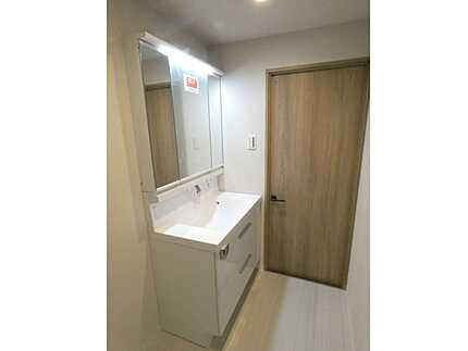 ファミール広島A棟の独立洗面台