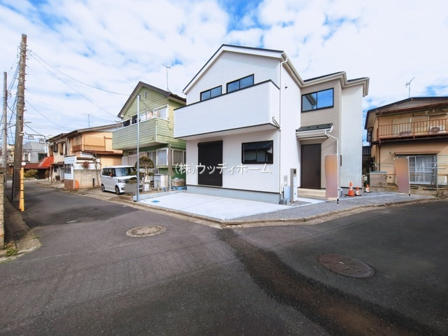 春日部市米島第1期　新築一戸建ての前面道路含む現地写真