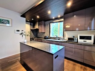 神戸市東灘区住吉山手２丁目中古戸建のキッチン