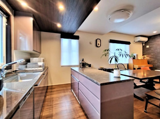 神戸市東灘区住吉山手２丁目中古戸建のキッチン