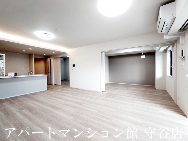 プライム フォレスト 百合ヶ丘の居間・リビング