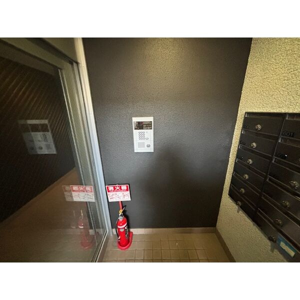 UTレジデンス六甲の玄関