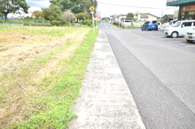 【前面道路含む現地写真】 | 鹿屋市札元2丁目　売地（全2筆） | 南側