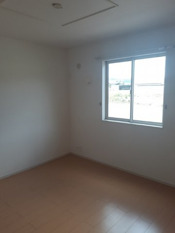 クリアネス　壱番館の内装|明るい室内です