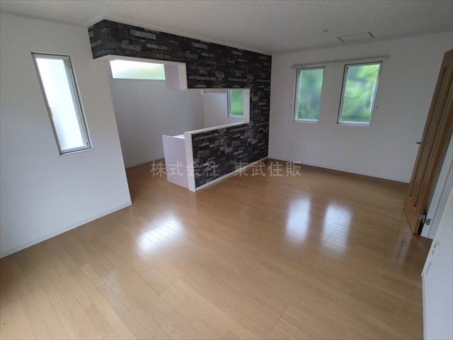 【居間・リビング】の画像