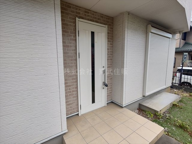 【玄関】 | 毛呂山町目白台 | 落ち着いた玄関です