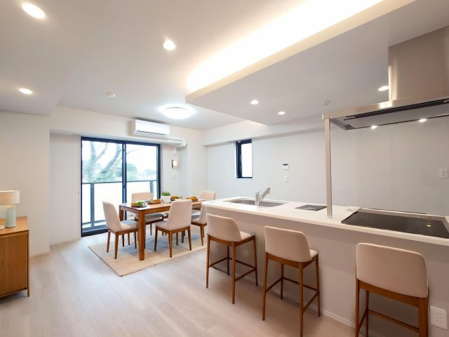 プライム フォレスト 百合ヶ丘の居間・リビング