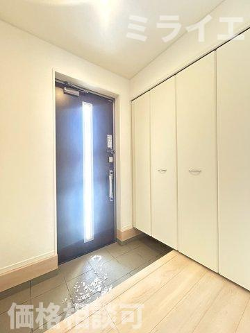 【新築戸建】札幌市南区藤野2条12丁目3棟の玄関|3号棟