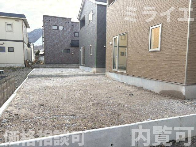 【新築戸建】札幌市南区藤野2条12丁目3棟の庭|2号棟