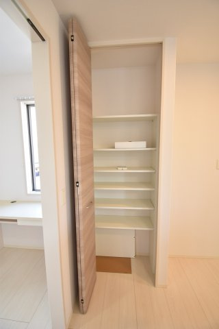 ルナパレス友岡のその他|LDK収納