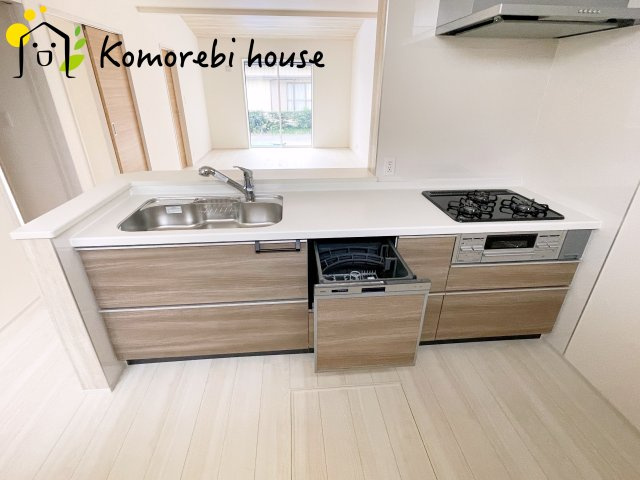 さいたま市見沼区笹丸　新築一戸建て　大宮east hill　01のキッチン|キッチンでお料理をお楽しみください