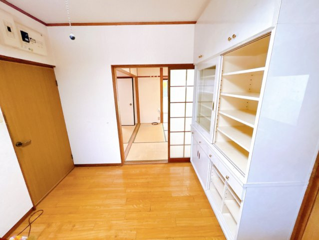 北波多田中売家