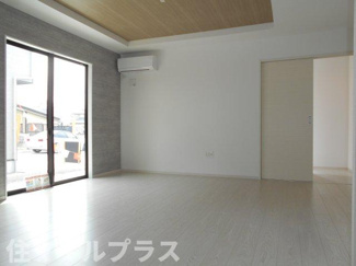 【居間・リビング】 | 郡山市静町新築一戸建て2棟 | ゆったりとした居間です