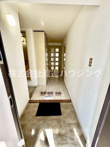 江坂・江の木公園スカイハイツの玄関