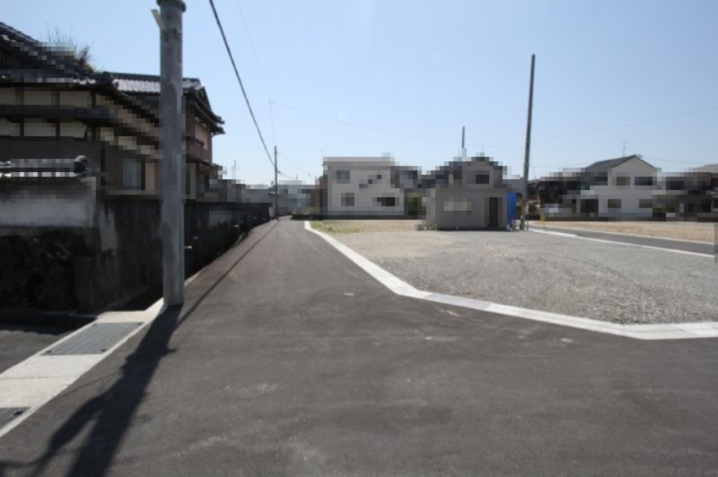 鴨部　建築条件付き　売土地　3号地の前面道路含む現地写真