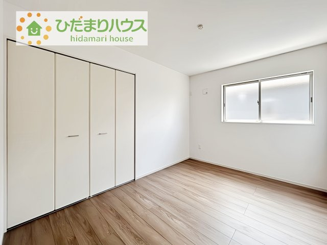 【寝室】 | つくば市今鹿島　新築戸建　2号棟 | 机とベットを置けば子供部屋の完成です！