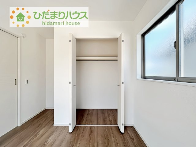 【収納】 | つくば市今鹿島　新築戸建　2号棟 | クローゼットタイプの収納は荷物がどこにあるかすぐに見つかります！