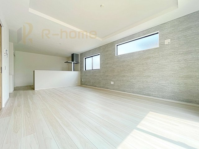 つくば市玉取1期　新築戸建て　2号棟の居間・リビング|広々としたLDK♪充分な広さがあり、ご家族でインテリアのレイアウトを考えるのも楽しみですね！