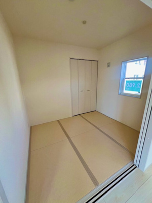 【和室】 | 三本柳２2地割 | 和室は、客間や子供部屋、家事スペースなどとして使用することができてとても便利です。