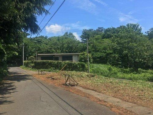 【前面道路含む現地写真】 | 大室高原別荘地　売地 | 現地西側道路より