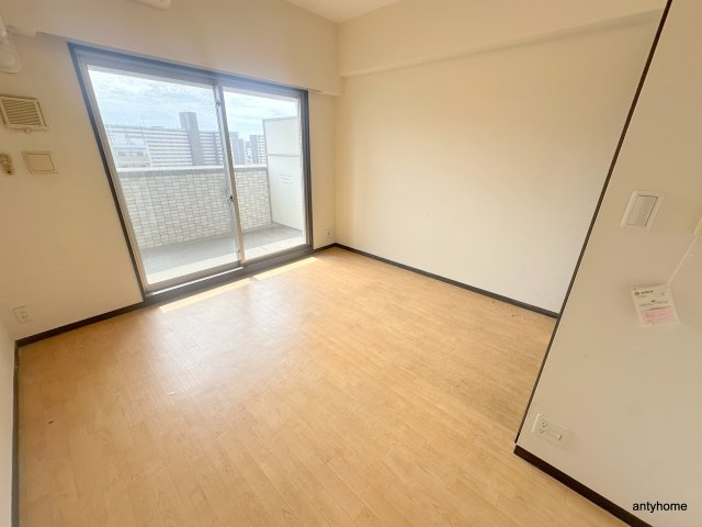 アプリーレ南堀江　仲介手数料無料の居間・リビング