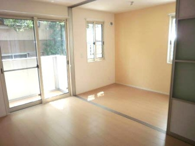 【居間・リビング】 | ハイツ ハピネス | おしゃれなリビングです