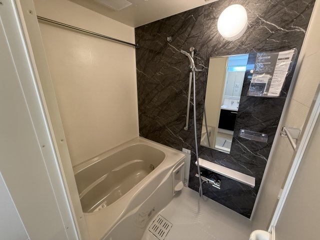 ブリリアンスの浴室