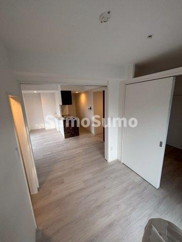 セレニテフラン難波の居間・リビング