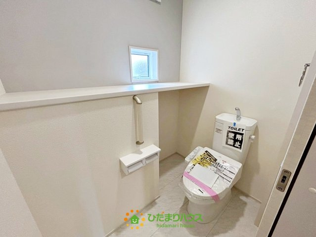 蓮田市江ヶ崎　新築一戸建てのトイレ