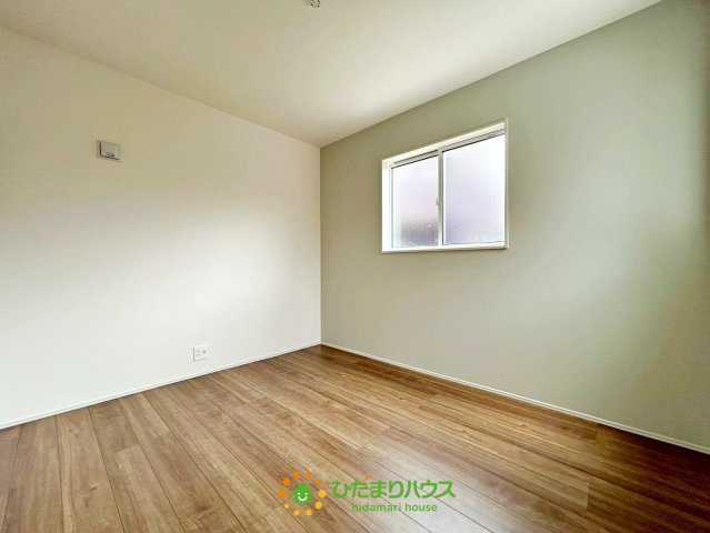 蓮田市江ヶ崎　新築一戸建ての洋室