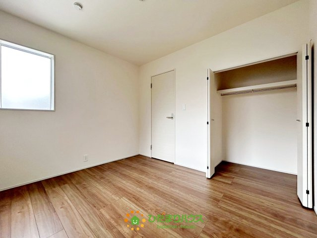 蓮田市江ヶ崎　新築一戸建ての収納