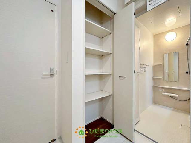 蓮田市江ヶ崎　新築一戸建ての収納