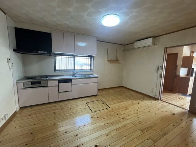 古城町1864中古住宅の居間・リビング