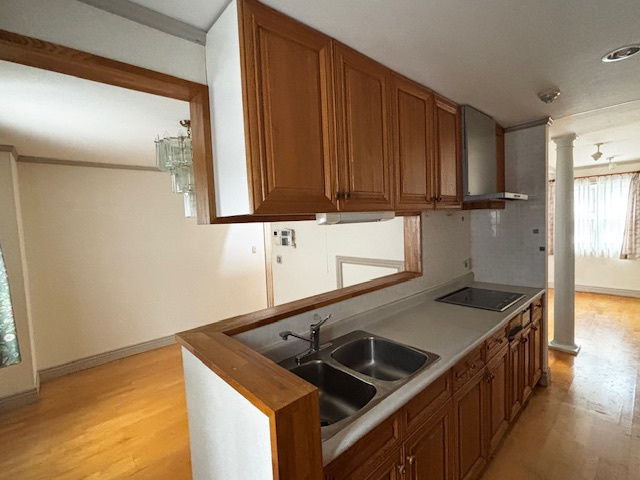 三島市谷田　中古戸建のキッチン