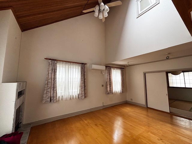 三島市谷田　中古戸建の居間・リビング