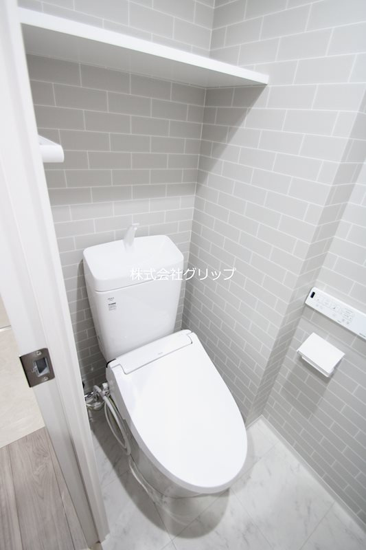 Le'a横濱阪東橋参番館のトイレ