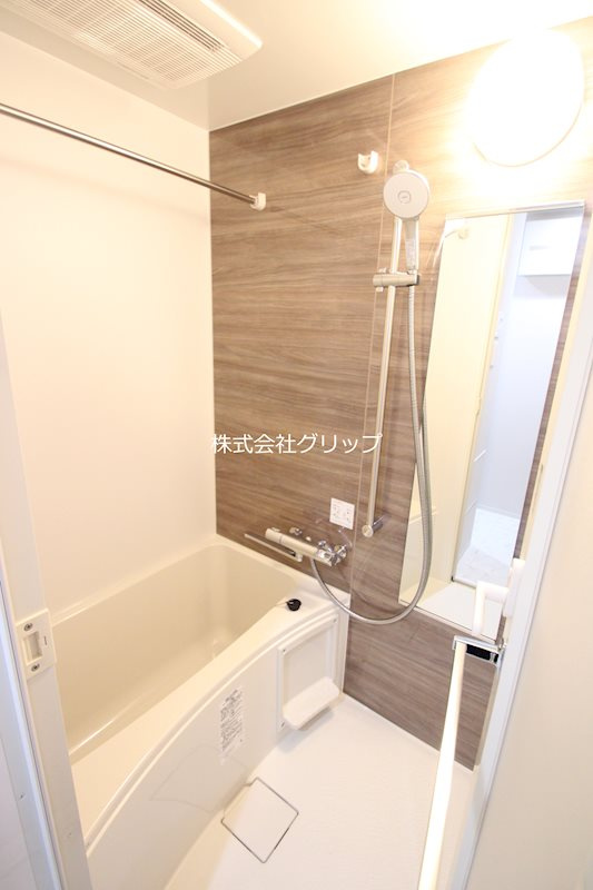 Le'a横濱阪東橋参番館の浴室