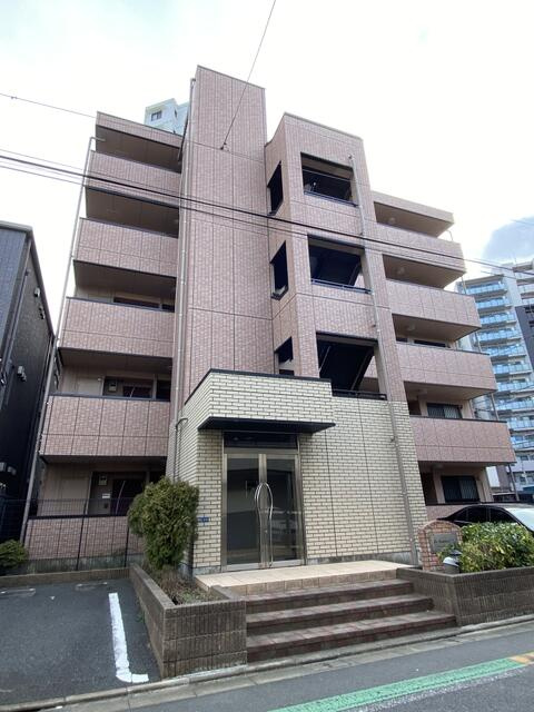 青木ビルの外観