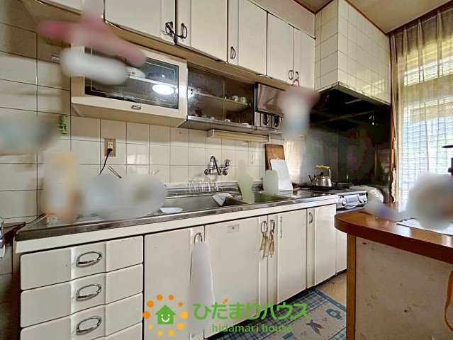 加須市志多見　中古一戸建てのキッチン