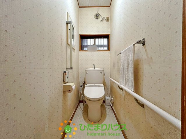 加須市志多見　中古一戸建てのトイレ