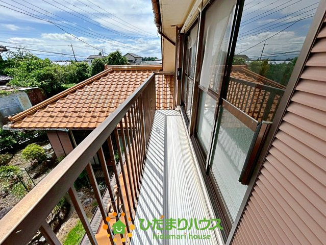 加須市志多見　中古一戸建てのバルコニー