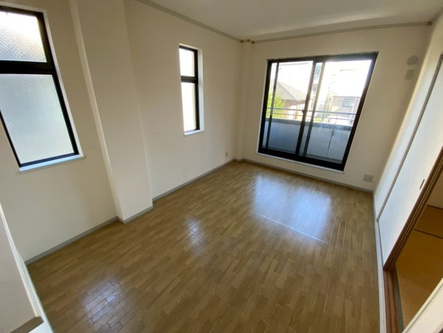 トラスティー御影の居間・リビング