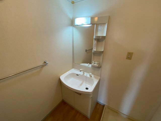 トラスティー御影の洗面所