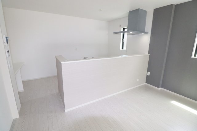 郡山市静町6期　　　  ２号棟　　　大成小学校、郡山第７中学区　のキッチン