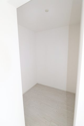 郡山市静町6期　　　  ２号棟　　　大成小学校、郡山第７中学区　の収納