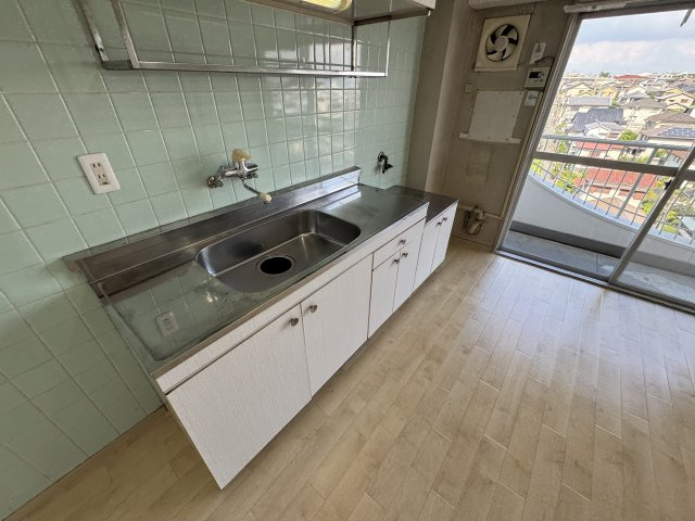 豊中市東寺内町の賃貸マンションのキッチン