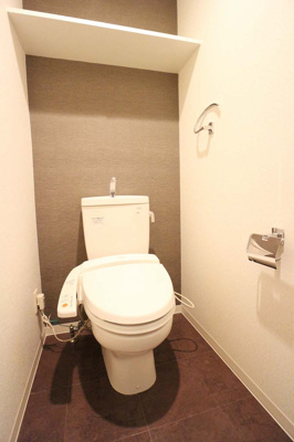 【トイレ】 | ボナール江坂 | 清潔感のあるトイレ